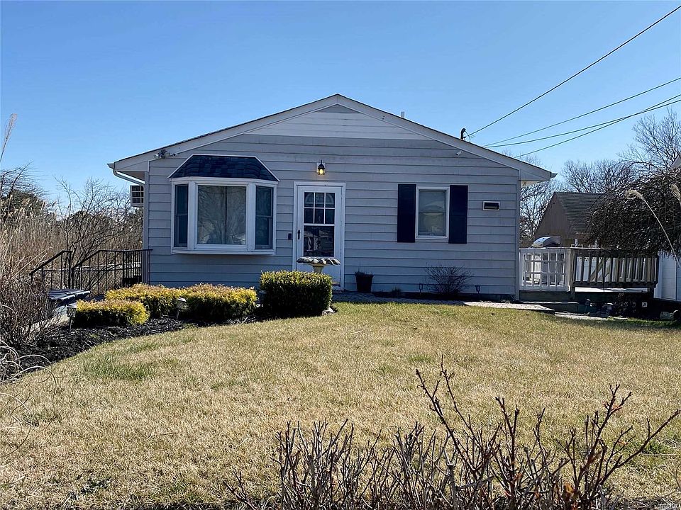 1st image of 76 Lombardy Dr