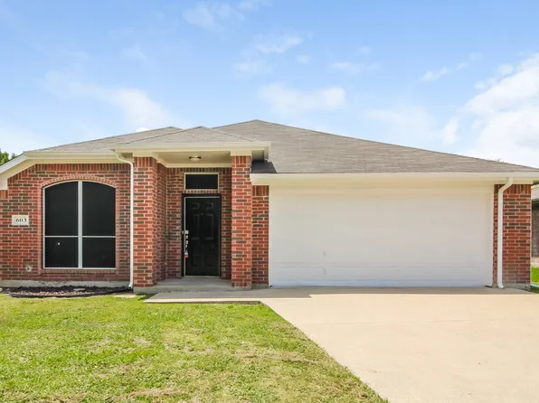 603 Wolcott Ln, Grand Prairie, TX 75052