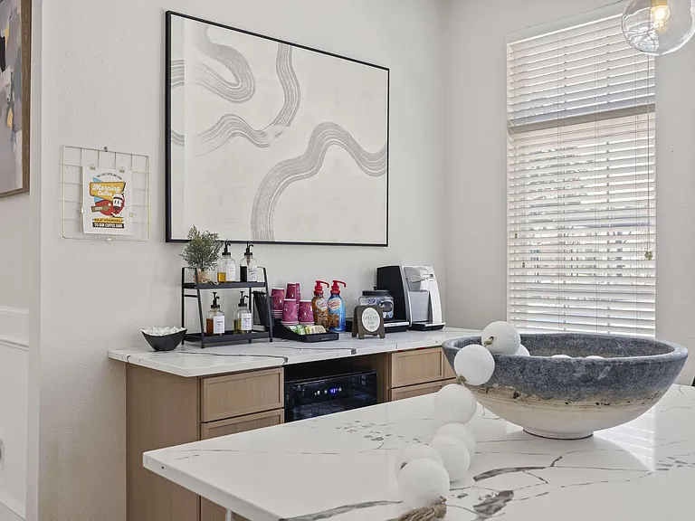 The Louis Townhomes — Photo 9