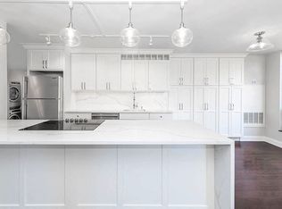 Astor House, Chicago, IL 60610