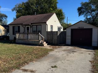 7823 Spruce St, Machesney Park, IL 61115