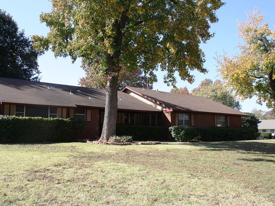 Corner Lot w/ Mature Trees