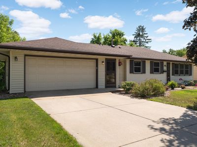8336 Ewing Rd, Bloomington, MN, 55431