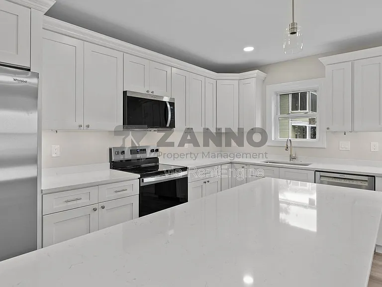 76 Bouvier Ave #1 — Photo 3