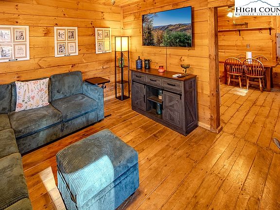 17th image of this home