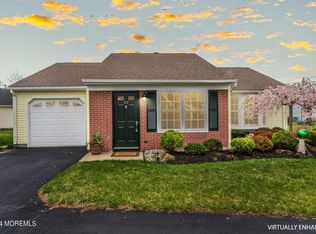 42 Edgeware Close Close #1000, Freehold, NJ 07728