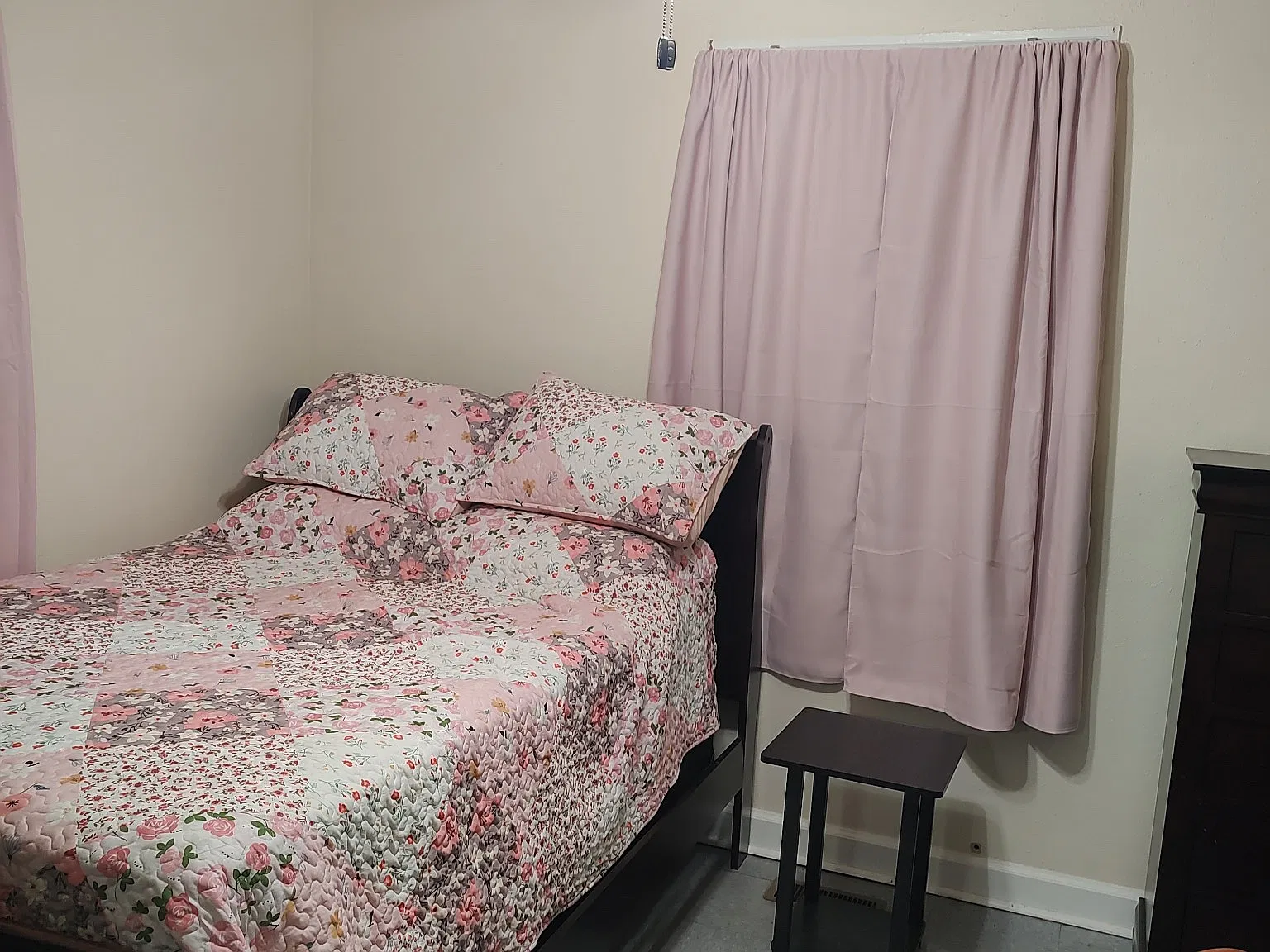 2 bed, 910 sqft, $1,000 — Photo 4