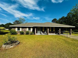 26 Lee St, Petal, MS 39465