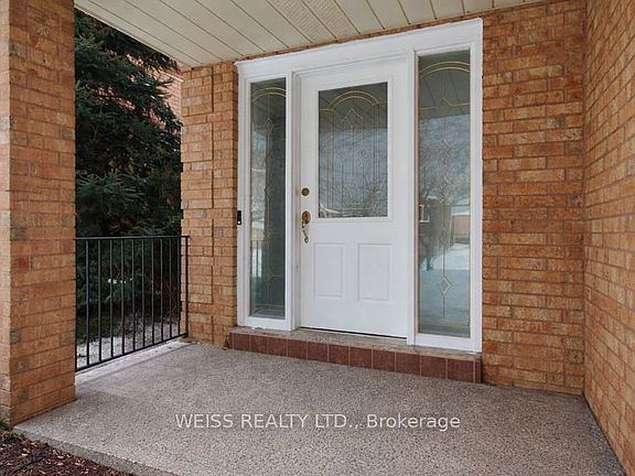 2nd image of 9 Tralee St