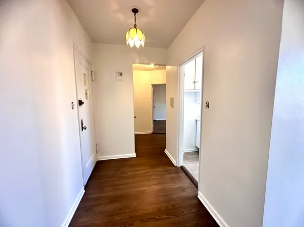 2615 Homecrest Avenue image 7 of 15