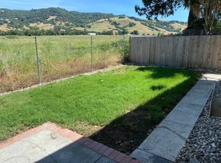 1384 Gillpepper Ln, Rohnert Park, CA 94928