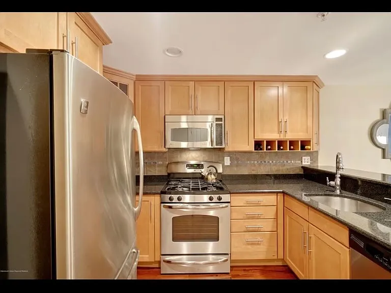 22-24 W Front St #303 — Photo 16