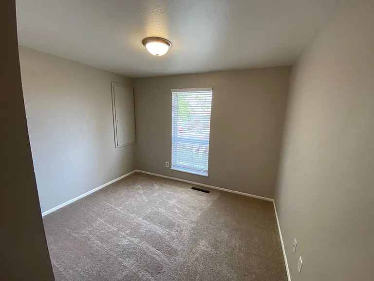 5609 Little Nell Ct — Photo 11