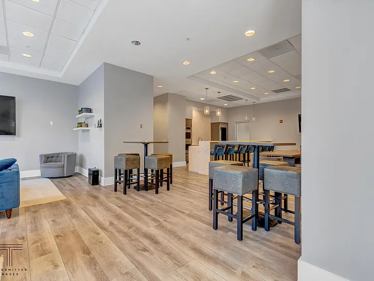 545 N Dearborn St #2503 — Photo 15