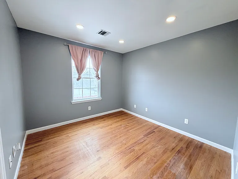 181 Camden St #2 — Photo 20
