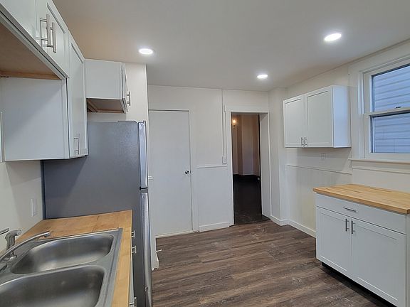 5th image of 603 E Spruce St