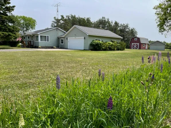 W16329 Main St, Gould City, MI 49838