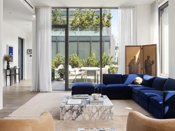 15 Renwick Street image 1 of 21