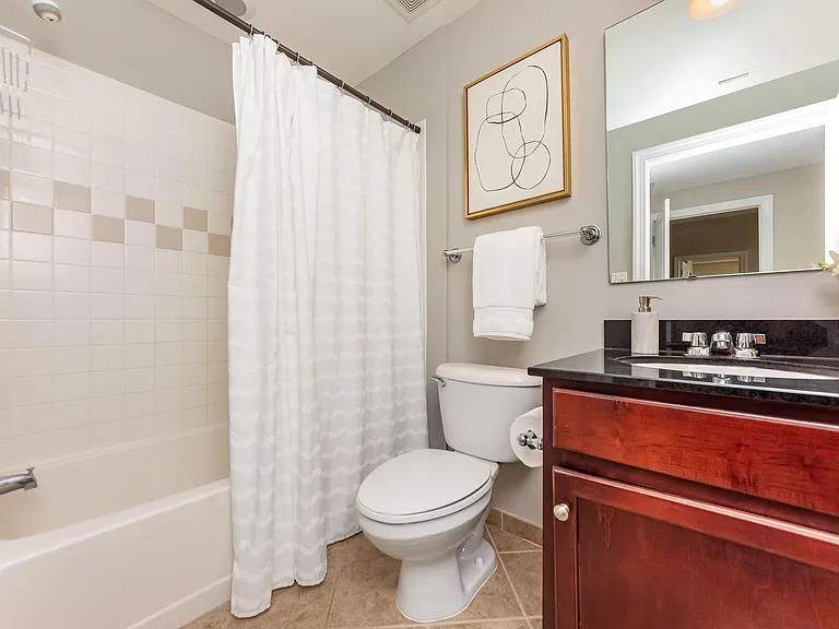 Bedroom 2 ensuite