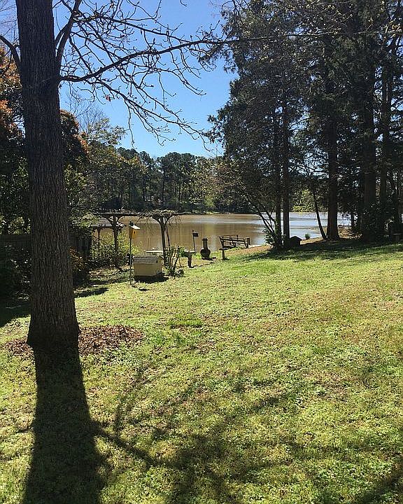 2nd image of 5201 Pelham Rd