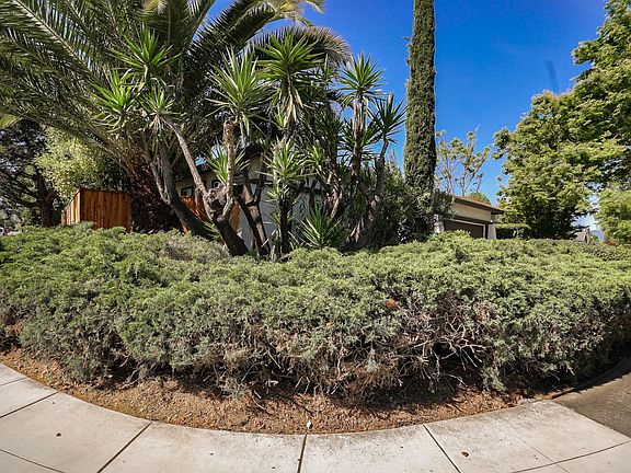 2nd image of 5808 Castano Dr