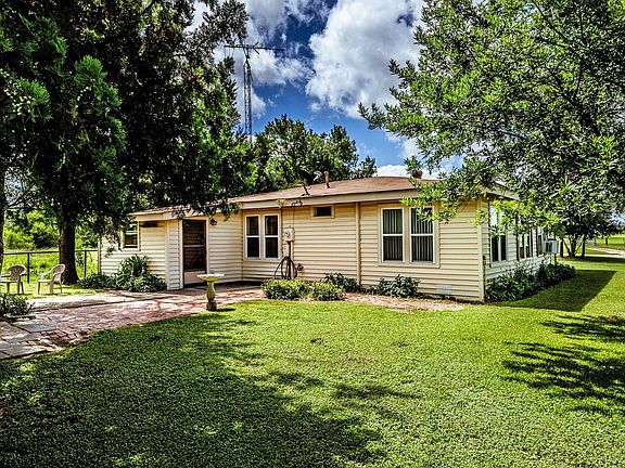 2nd image of 12224 Jinkins Rd