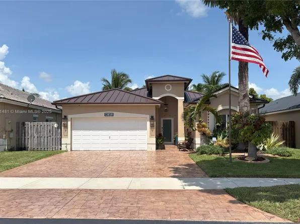 13858 SW 155th Ct, Miami, FL 33196