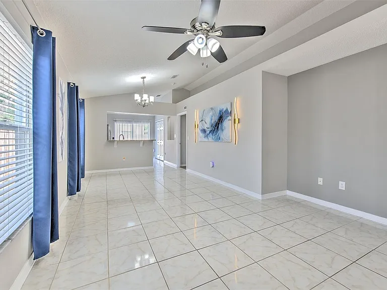 6043 Pointe Pleasant Blvd — Photo 4