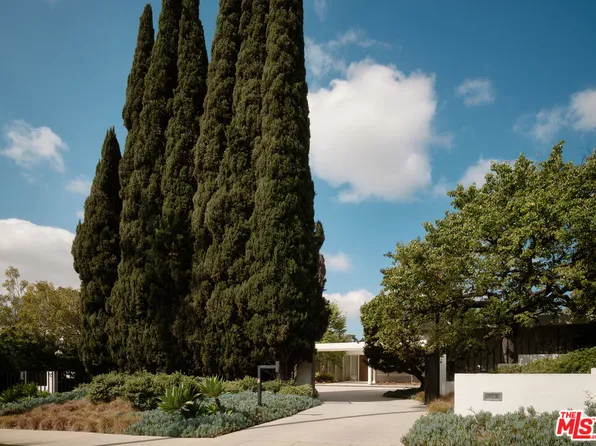713 N Hillcrest Rd, Beverly Hills, CA 90210