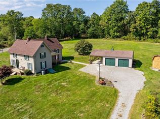 2198 Wick Campbell Rd, Hubbard, OH 44425