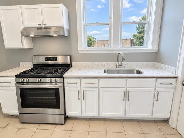 7332 S Artesian Ave #3, Chicago, IL 60629