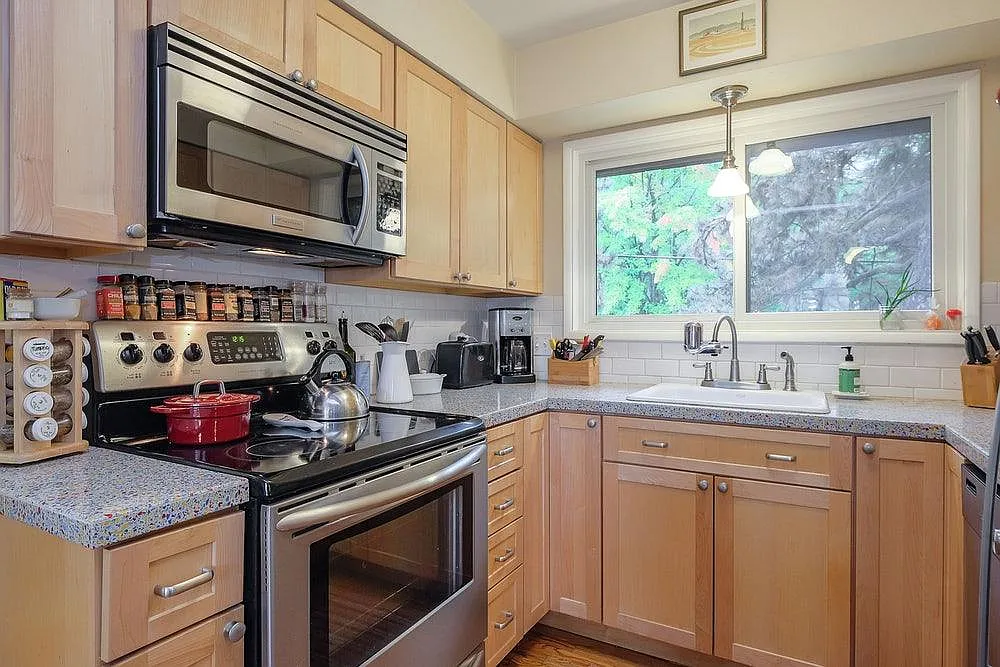 1 bed, 700 sqft, $1,695 — Photo 4