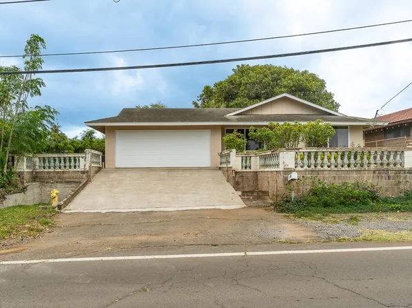 52 E Waiko Rd, Wailuku, HI 96793
