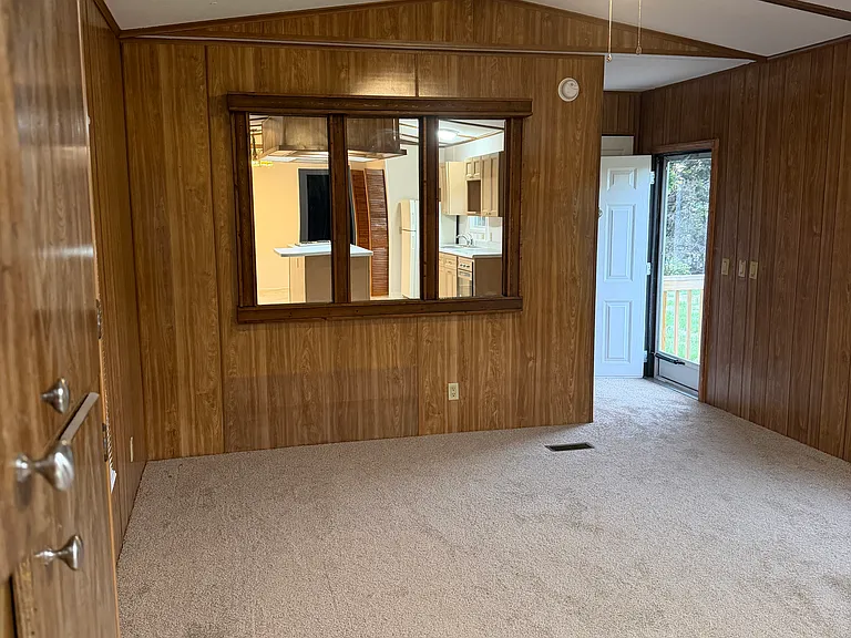 8007 Nellis Ln — Photo 3