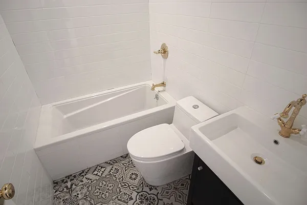 Rented by Lofts and Flats LLC | media 29