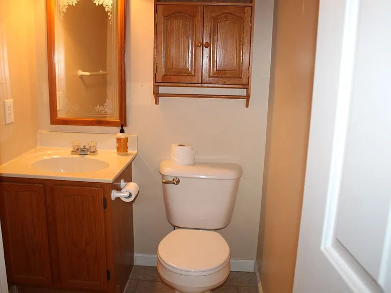 24 Ovelton Ave — Photo 4
