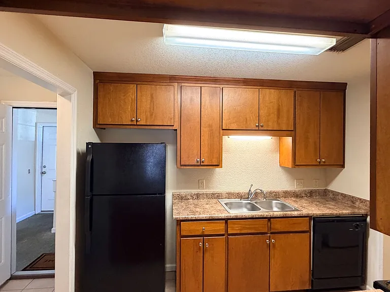 1704 N Patterson St #4 — Photo 9