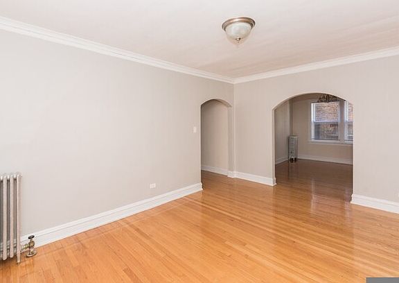 3rd image of 1712 W Albion Ave #14-A2