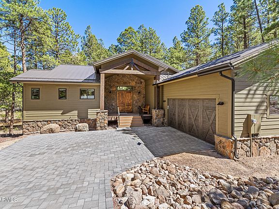 2nd image of 1093 Redwall Way