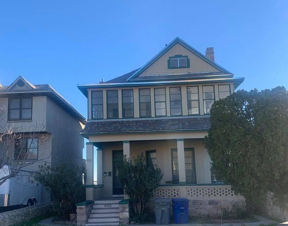 2nd image of 602 Stewart Ct