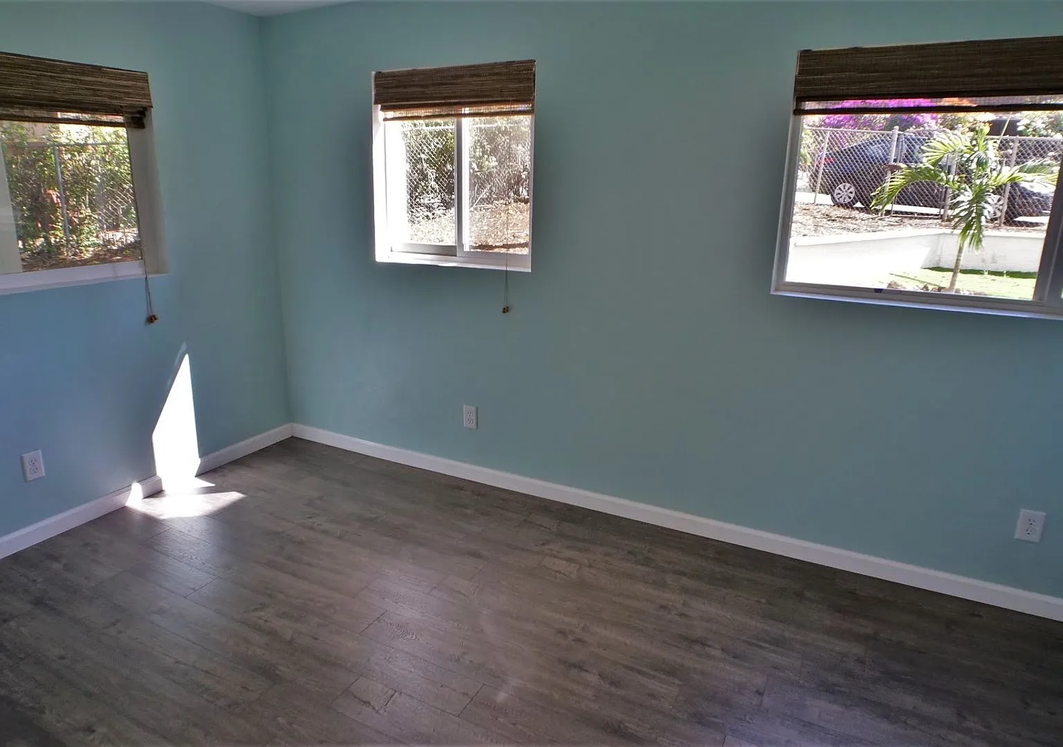 209 Auhana Rd — Photo 3