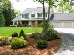 524 Bedford Rd, New Boston, NH 03070