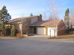 906 Mylar Park Dr, Cheyenne, WY 82009