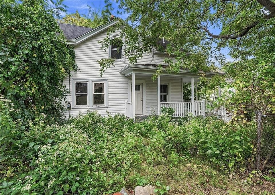 1st image of 15 Lewis St