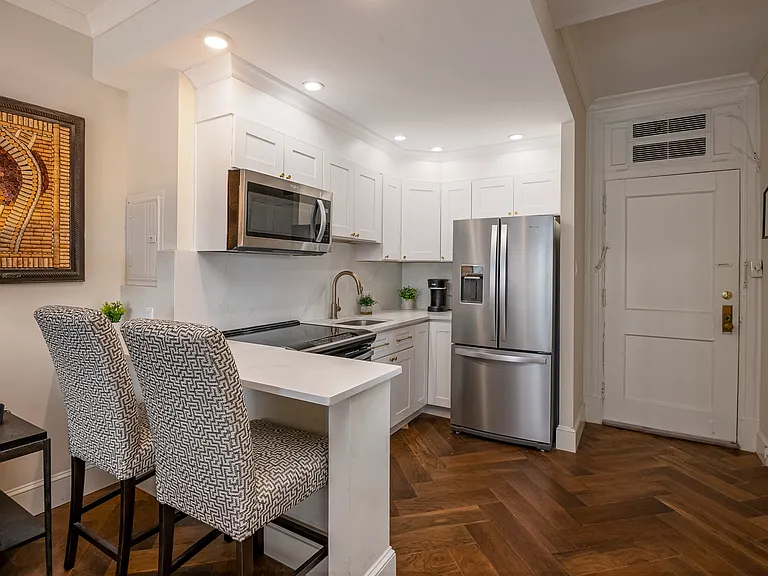 1324 Locust St #1025 — Photo 7