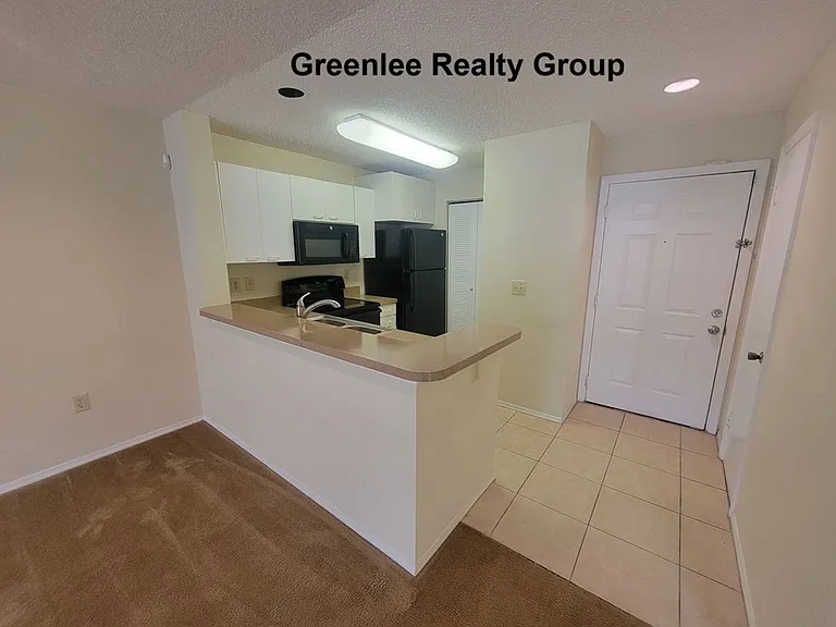 10024 Strafford Oak Ct #813 — Photo 5
