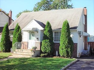 50 Elizabeth Ave, Elmwood Park, NJ 07407