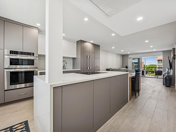 5th image of 2871 N Ocean Boulevard #M436