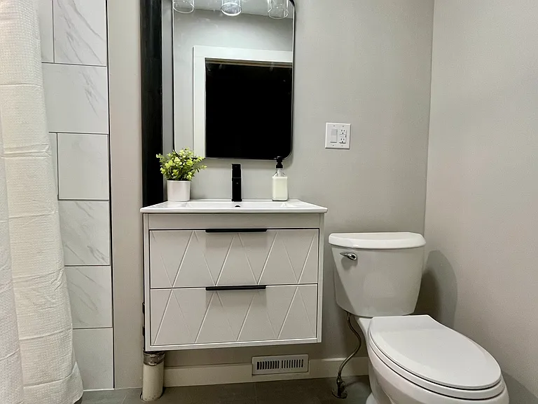 126 Ashdale Ave #2 — Photo 9