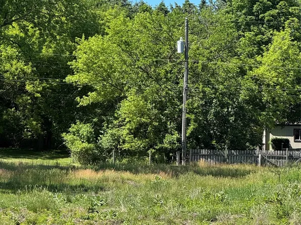 529 Benson Ave, Milford, MI 48381